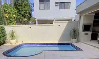 Imagem: Casa de condomínio para venda com 246 metros