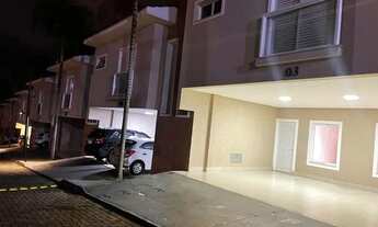 Imagem 2: Sobrado 4 Suítes em Condomínio para Locação no Jardim Mariliza em Goiânia/GO