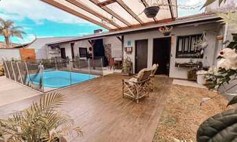 Imagem 3: CASA no BOM RETIRO com 4 quartos para VENDA, 0 m²