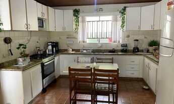 Imagem 7: Casa no bairro Badenfurt, 3 dormitórios, sala de estar, sala de jantar, cozinha com móveis