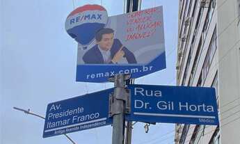 Imagem 2: Apartamento com 3 quartos com suíte. Centro