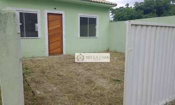 Imagem 2: Casa com 2 dormitórios à venda por R$ 135.000,00 - Três Vendas - Araruama/RJ