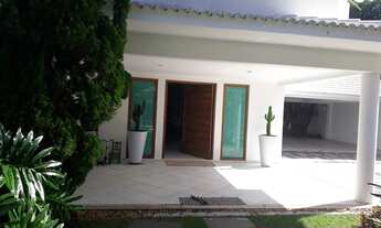 Imagem 3: Casa de condomínio para venda tem 1200 metros quadrados com 5 quartos