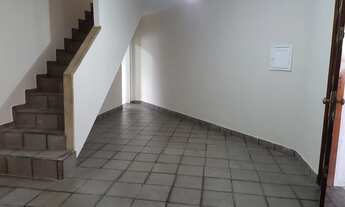 Imagem 3: Sobrado na Vila Nilo/Jacanã com 3 quartos sendo 1 suíte, 2 WC´s, 1 vaga, quintal com churr