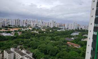 Imagem 3: Apartamento de 200 m2, com 4 suítes, 3 vagas, andar alto na Torre