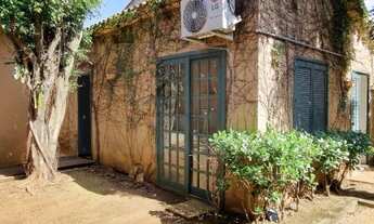 Imagem: Casa dos anos 50, para reforma, em uma