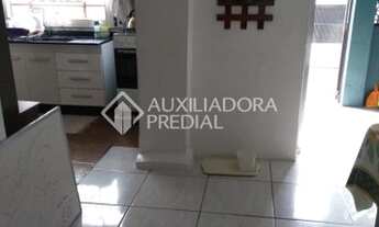 Imagem 5: PORTO ALEGRE - Casa Padrão - Cascata