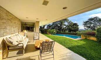 Imagem 3: Casa a venda no Alto de Pinheiros com 4 quartos sendo 4 suites, lazer completo com piscina