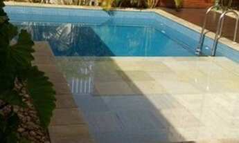 Imagem 2: Apartamento com 274m² de área útil, 4 vagas de garagem, living, 4 suítes