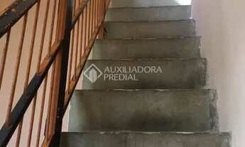 Imagem 7: PORTO ALEGRE - Casa Padrão - Jardim Carvalho