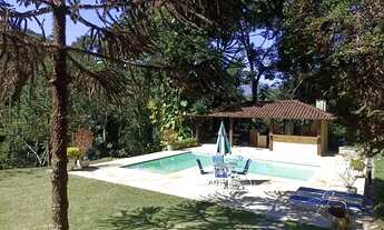 Imagem 5: Casa de condomínio sobrado para aluguel e venda possui 420 metros quadrados com 4 quartos