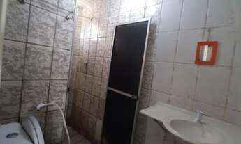 Imagem 7: Apartamento em excelente localização, próximo a vias de fácil acesso à ônibus, e ao Colégi