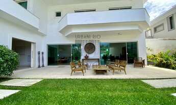 Imagem 3: Casa para aluguel e venda tem 770 metros quadrados com 5 quartos