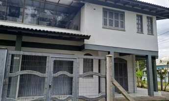 Imagem 4: Excelente imóvel, 6 dormitório, duas suítes em frente a praça em Nova Tramandaí