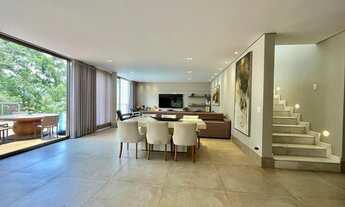 Imagem 3: Venda ou Aluguel de Casa com 4 Suítes no Alphaville - Piscina Aquecida/ Hidromassagem/ Go