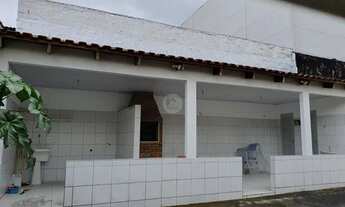 Imagem 3: MANAUS - Casa de Condomínio - FLORES