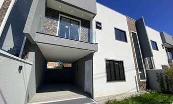 Imagem: Lindo sobrado novo com 3 quartos e quintal