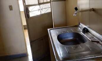 Imagem 3: Alugo kitnet Quarto com aluguel por R$450 /mês