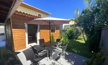 Imagem 2: Excelente casa no Rio Vermelho grande para toda família com jardim e churrasqueira!