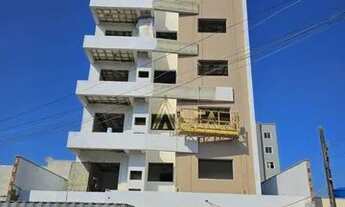 Imagem 2: Seu refúgio próximo ao mar: Apartamento à venda no centro de Navegantes, com 2 suítes e e