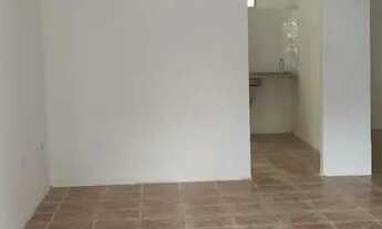 Imagem 2: Casa 2/4 ótima localização