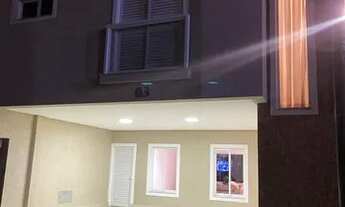 Imagem: Sobrado 4 Suítes em Condomínio para Locação