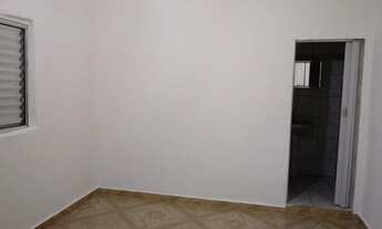 Imagem 7: Casa no Jardim Grimaldi, com 1 Quarto, Cozinha e Banheiro. À 7 Minutos da Estação Vila Uni