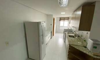 Imagem 5: Vendo/Alugo Adrianópolis, Cond. Sollar da Villa, 169m2, (Mobiliado) 3 suítes, andar alto