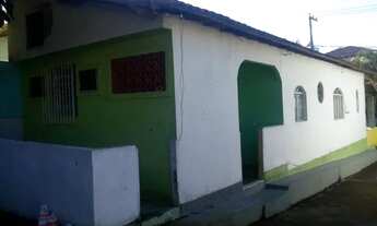 Imagem 5: Casa para Venda em Araruama, Rio do Limão, 6 dormitórios, 1 suíte, 3 banheiros, 3 vagas