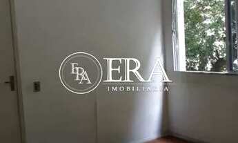 Imagem 4: Tijuca- Rua Alfredo Pinto- Oportunidade! Apartamento 2 quartos, dependência completa