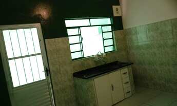 Imagem 4: Casa no Jardim Grimaldi, com 1 Quarto, Cozinha e Banheiro. À 7 Minutos da Estação Vila Uni