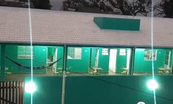 Imagem: Casa com Piscina na Quadra do Mar