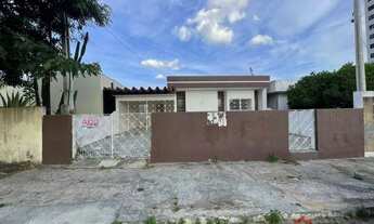 Imagem: Casa na Av. Venezuela disponível para venda
