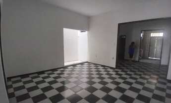 Imagem 4: Casa na parte térrea no bairro 18 do Forte