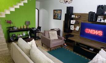 Imagem: Belo sobrado à venda por R$690.000