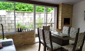 Imagem: Casa de condomínio térrea para venda possui