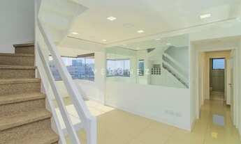 Imagem 5: Linda cobertura no bairro Chácara das Pedras