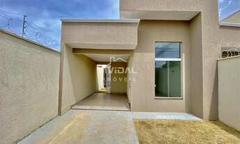 Imagem 4: Casa 2/4 Fundo da Avenida - Localização Privilegiada