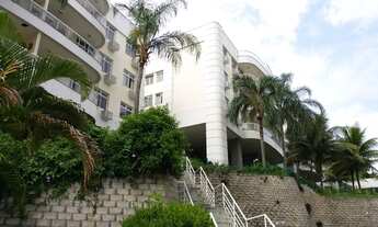 Imagem 2: Apartamento para venda possui 110 metros quadrados com 3 quartos em Itaipu - Niterói - RJ