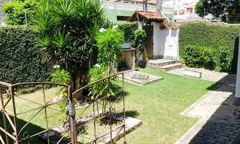 Imagem 3: Casa térrea com piscina em condomínio fechado na Estrada do Coco!