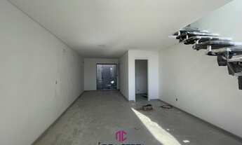 Imagem 2: Sobrado à venda - 3 dormitórios sendo 1 suíte - Bairro Fortaleza - Blumenau/SC