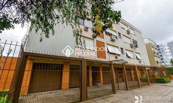 Imagem 6: PORTO ALEGRE - Apartamento Padrão - Partenon