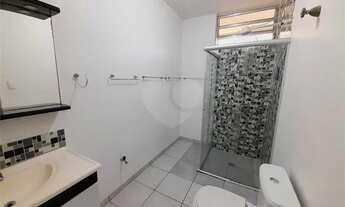 Imagem 3: Apartamento à venda na Rua João Moura