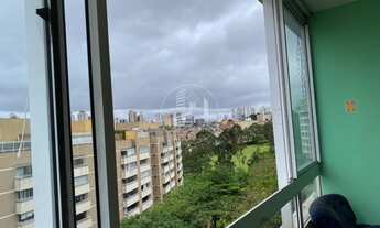 Imagem 3: Apartamento à Venda no Morumbi, 4 Dormitórios sendo 2 suítes e 2 Vagas de Garagem no Condo
