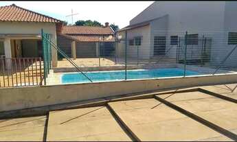 Imagem: Araçatuba - Chácara - Petit-Trianon