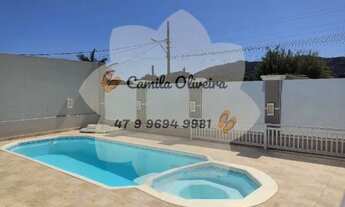 Imagem 3: Casa com Piscina na praia de Zimbros em Bombinhas/SC