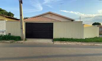 Imagem: Casa Residencial em área Comercial