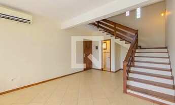 Imagem 4: Casa para Aluguel - Santinho, 3 Quartos, 372 m2