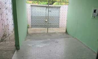 Imagem 2: Excelente casa com sala de estar, sala de jantar, cozinha, área de serviço, 2 quartos send