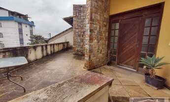 Imagem 2: Casa para Venda em Belo Horizonte, Fernão Dias, 4 dormitórios, 1 suíte, 5 banheiros, 4 vag